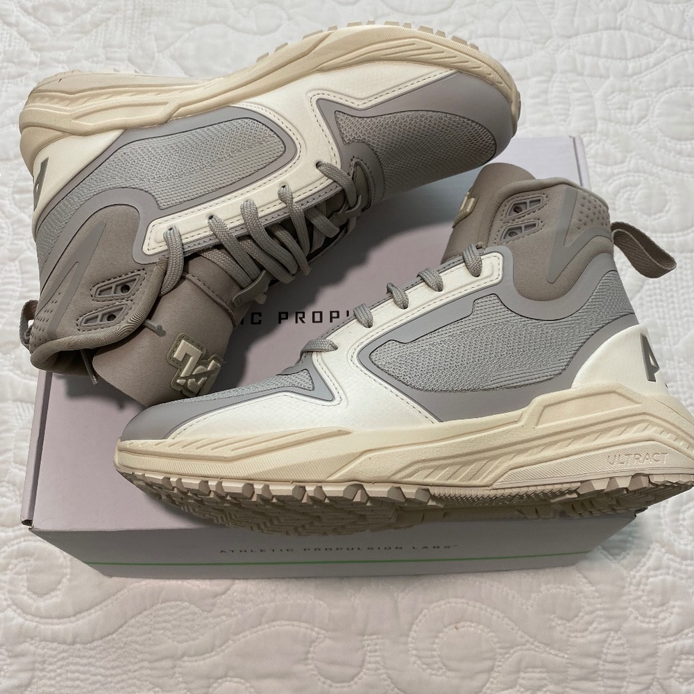 APL Techloom Defender Shoes